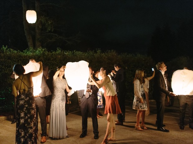 lantern send off for wedding