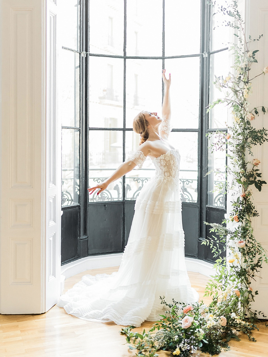 Soft and Elegant Wedding Ideas Inspired By Poetry