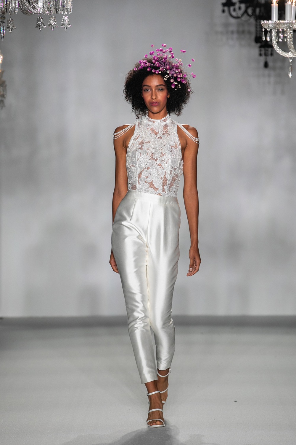 011_AnneBargeFall2020_CollinPierson