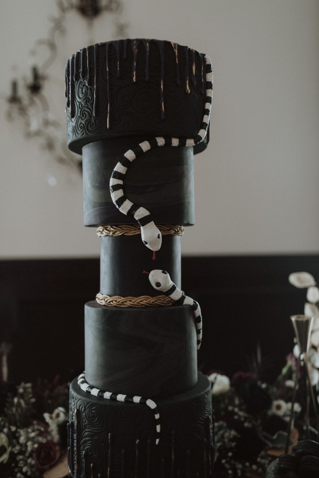 Beetlejuice wedding cake