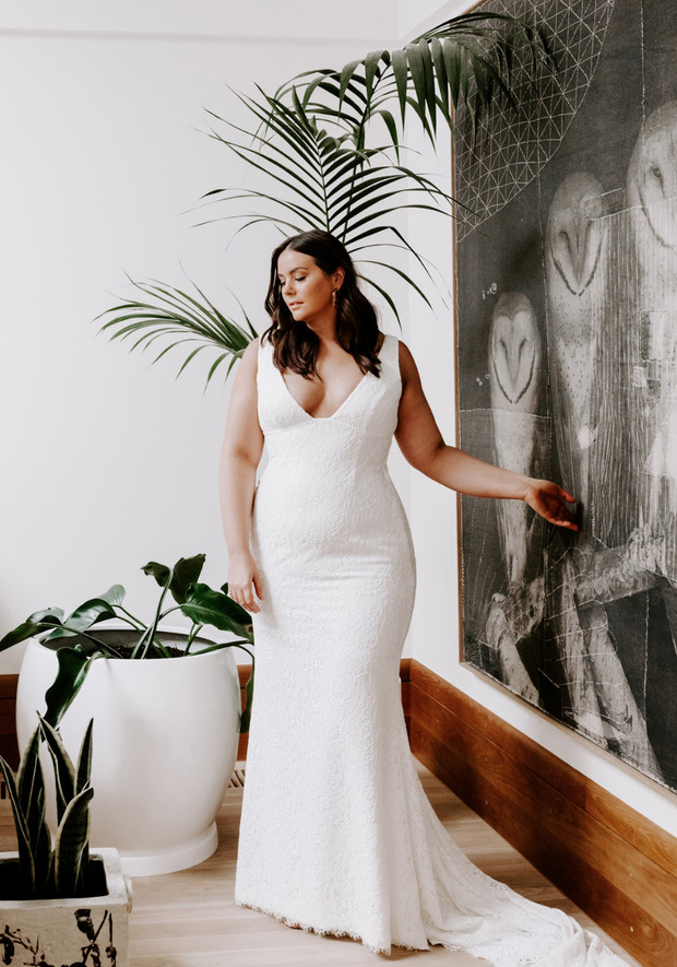 CURVE Bridal Collection From Karen Willis Holmes