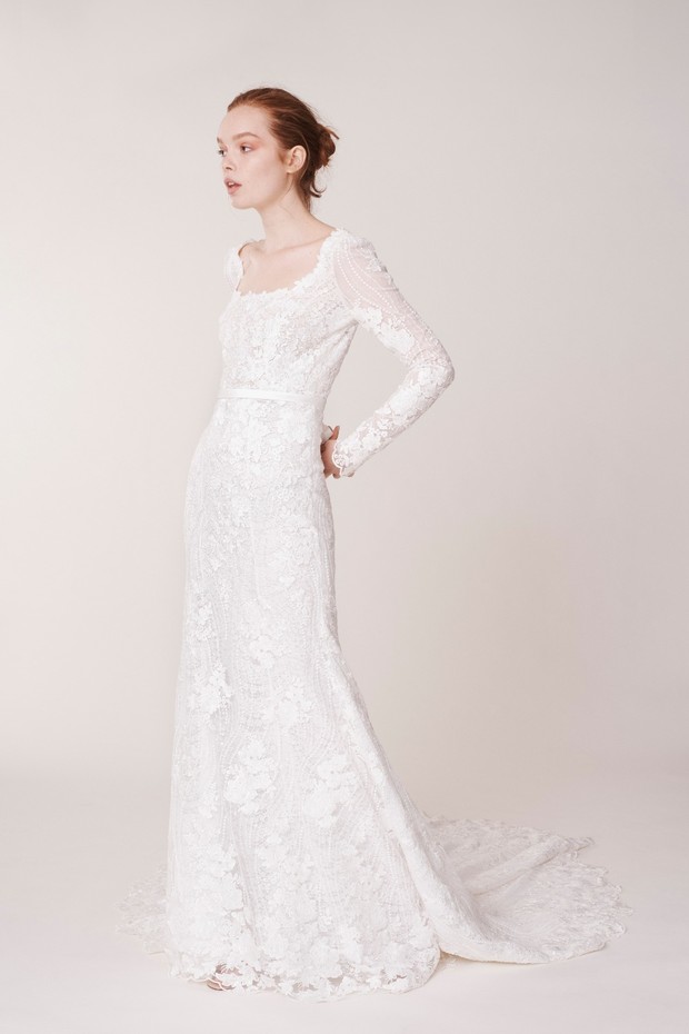 Elegant long-sleeve lace wedding gown