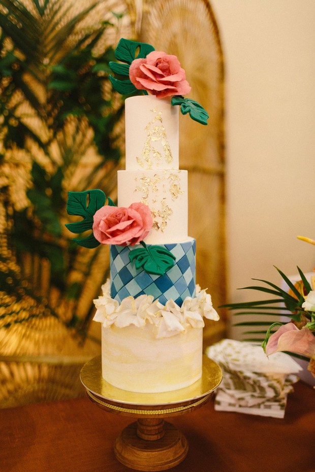 gold and tiled wedding cake