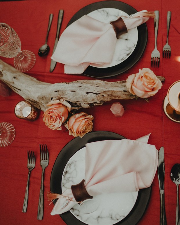 red and blush reception table