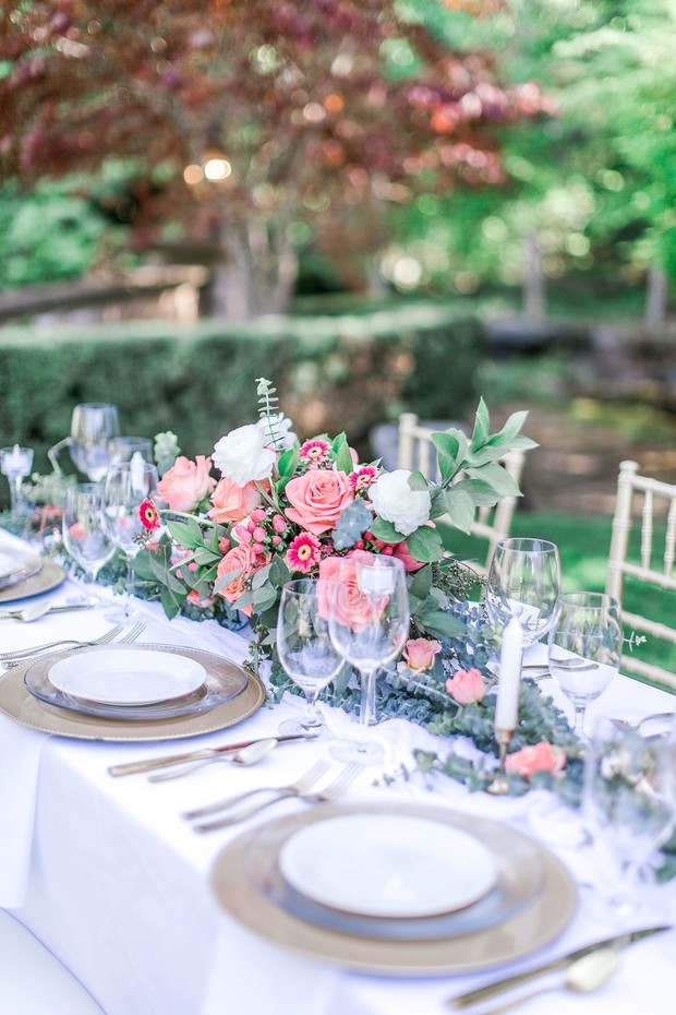 coral and pink wedding table