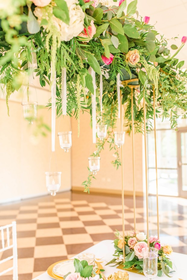 wedding table decor for your garden themed wedding