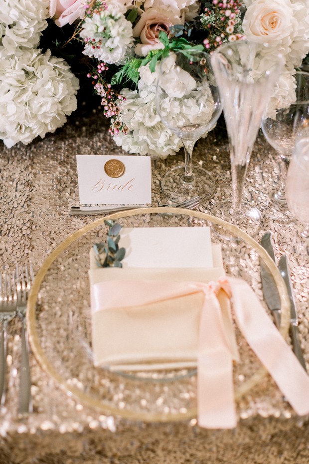 blush and gold sweetheart table