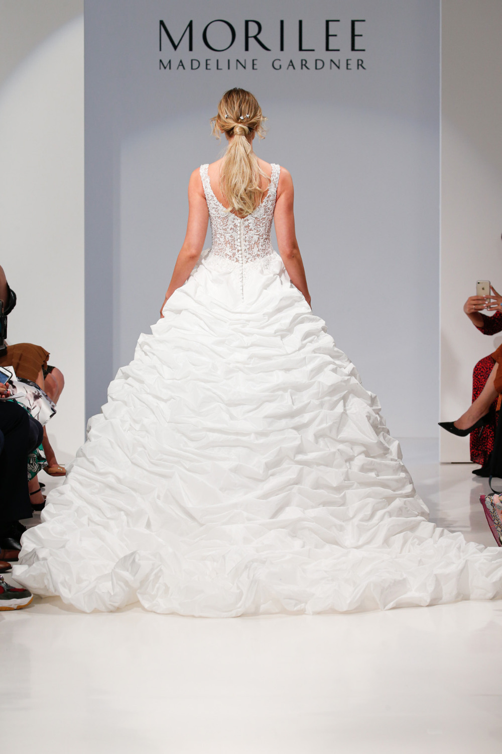 FW20_Morilee_Look14_007