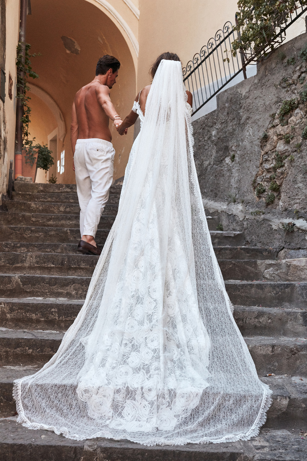 Grace-Loves-Lace-Italy-Editorial-LibbyWillis-18