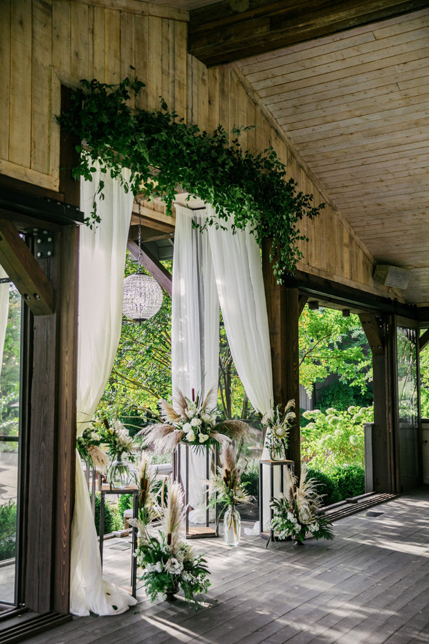 Take Your Wedding to the Next Level at Mint Springs Farm