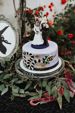 Beetlejuice wedding cake