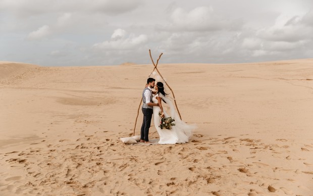 wedding ceremony in the sand dunes