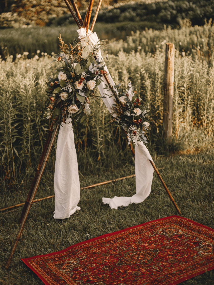 A Boho Chic Wedding Inspiration With DIY and Thrifted Decor