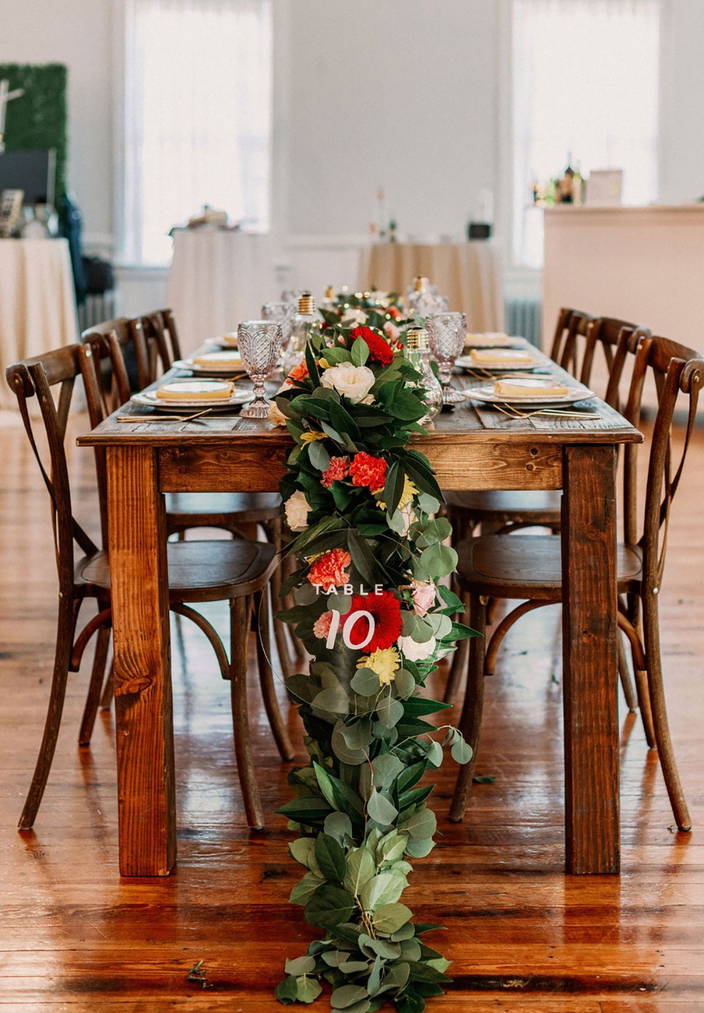 10-table001