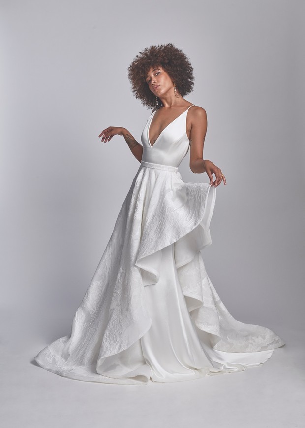 Stunning ruffled wedding gown model photoshoot