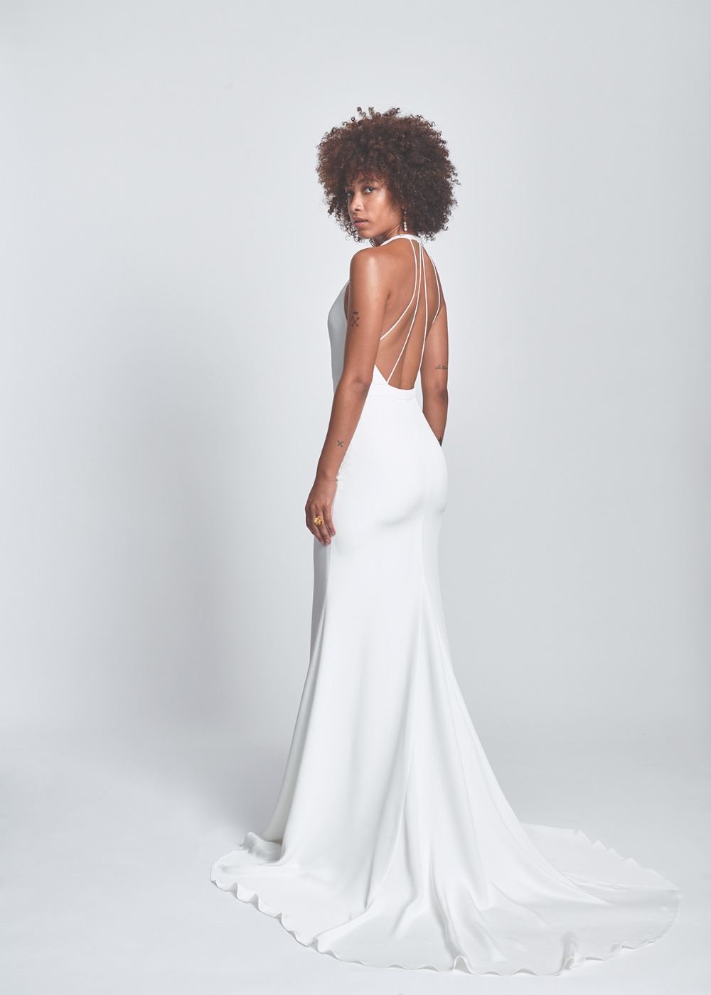 Alexandra-Grecco_Moon-Stone_Look-1_044