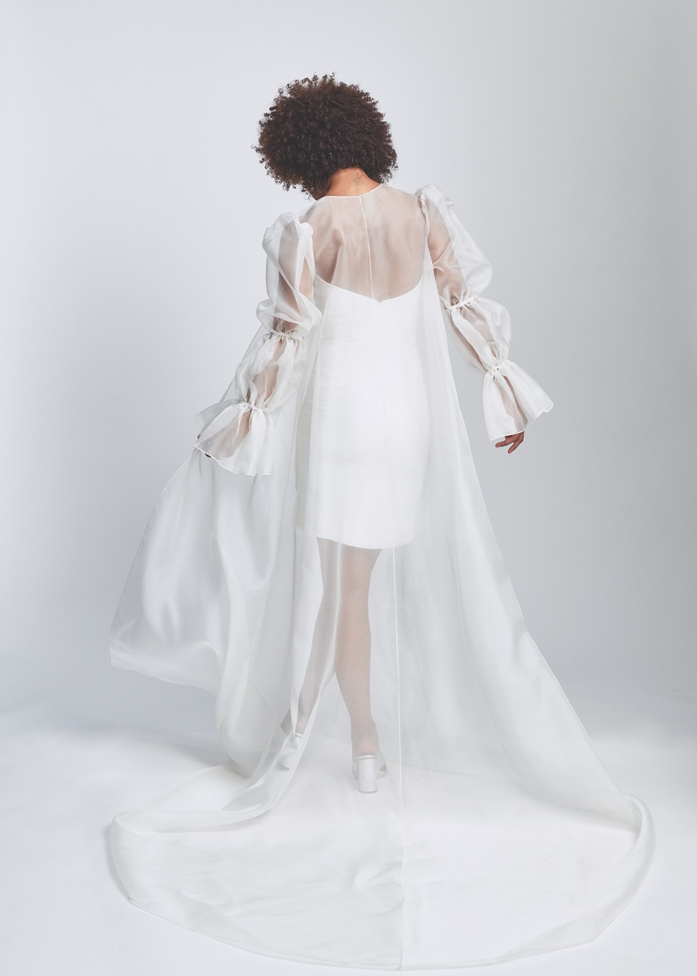 Alexandra-Grecco_Moon-Stone_Look-7_370