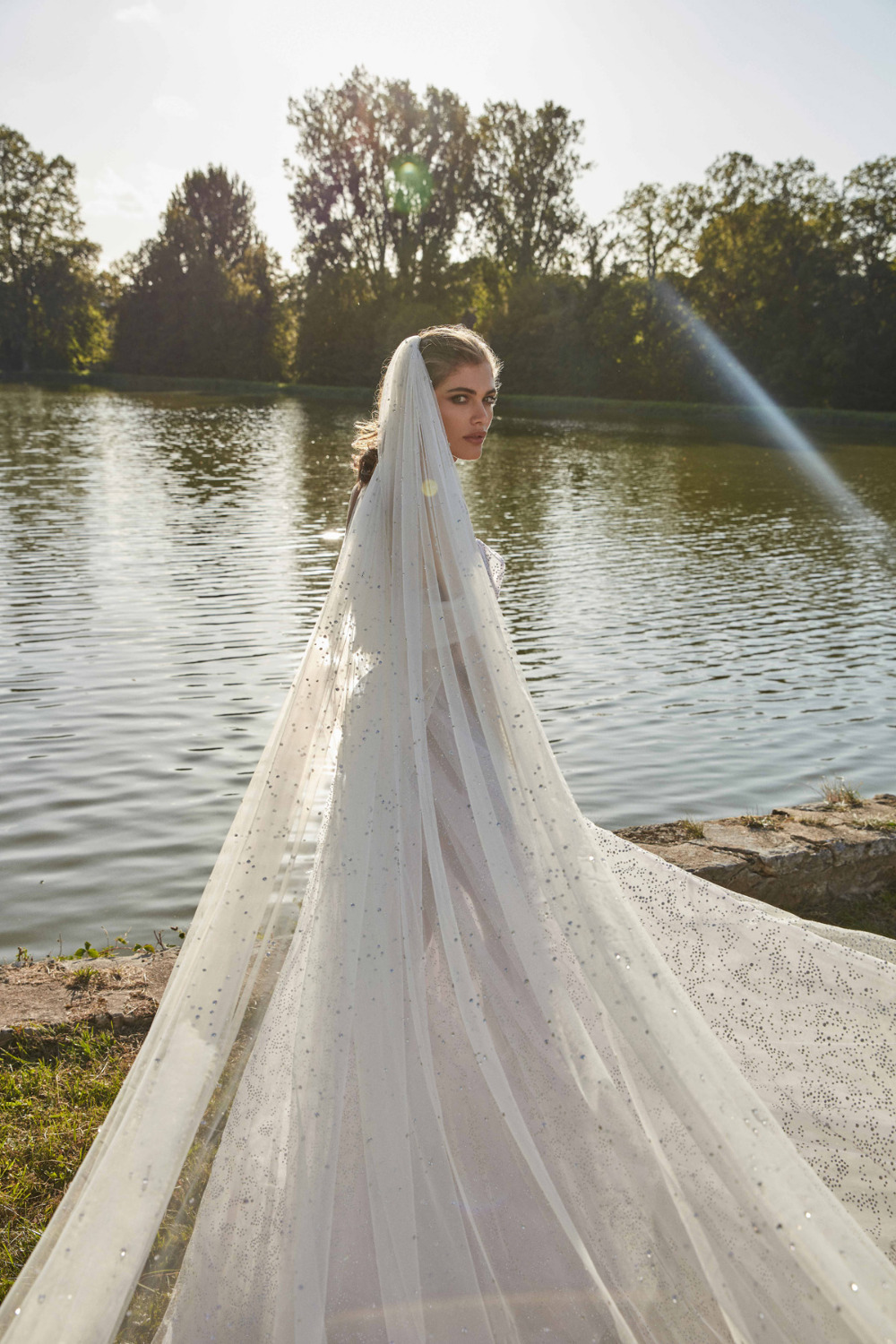 Aretha-with-veil