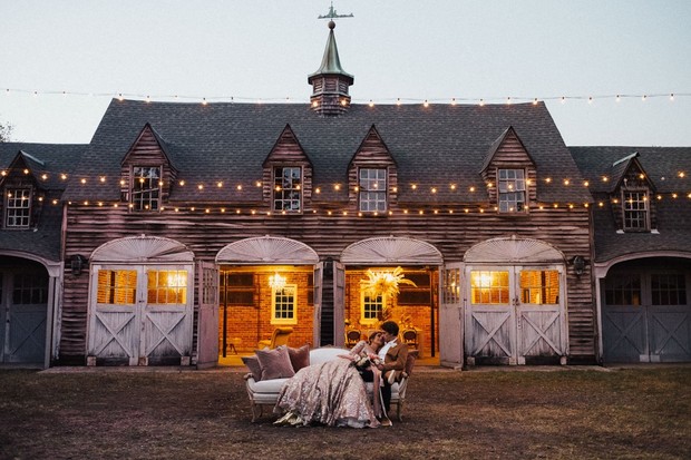 gorgeous wedding inspo at a hunting lodge