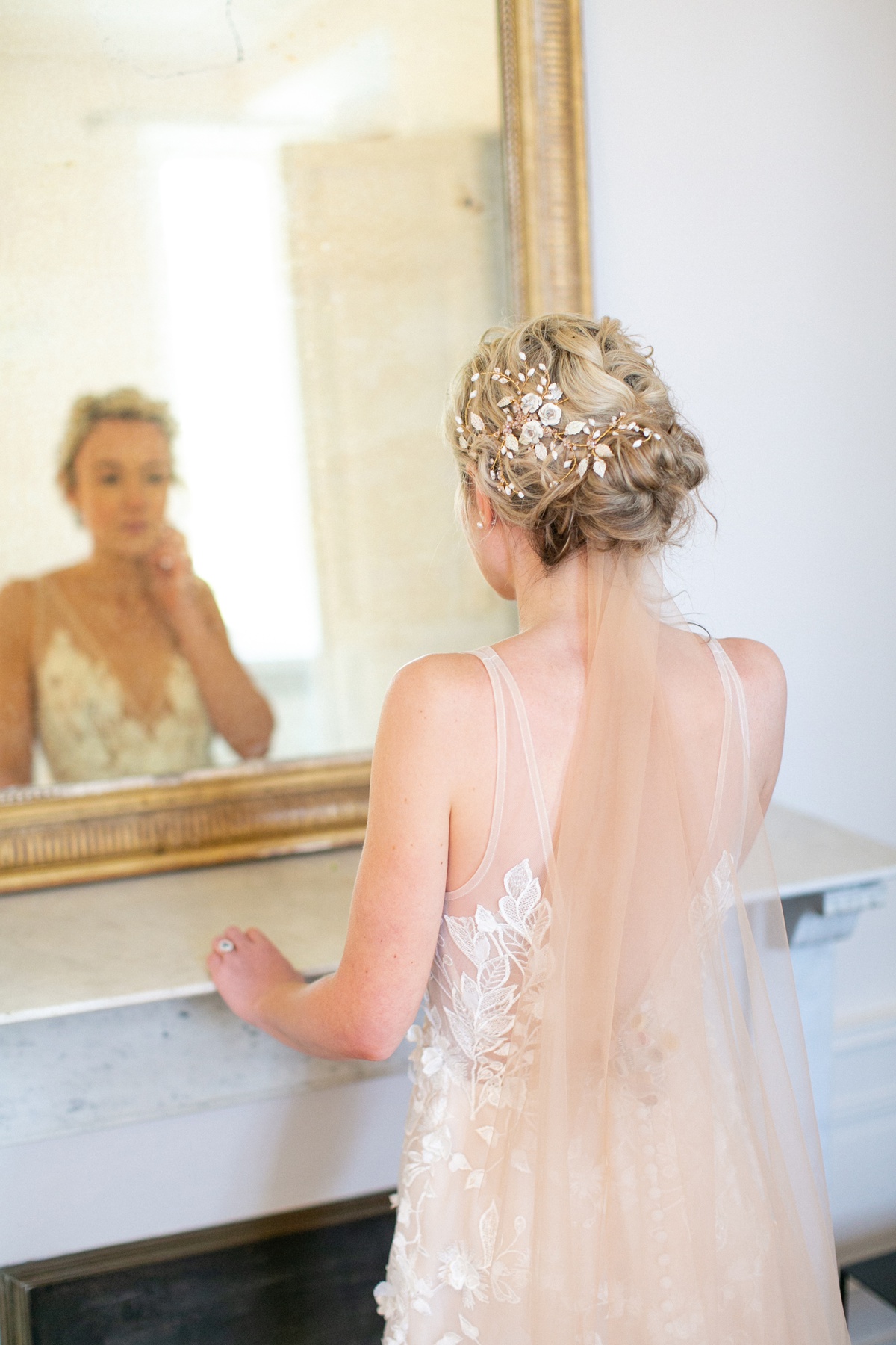chateau-de-redon-ethereal-spring-wedding