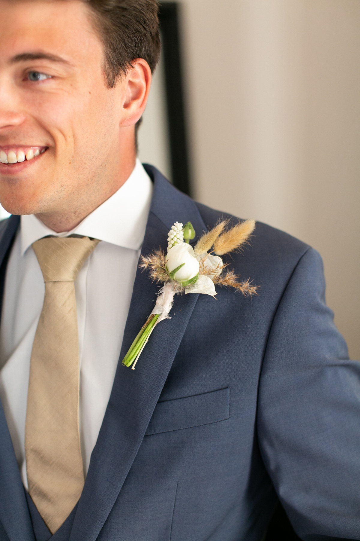 chateau-de-redon-ethereal-spring-wedding
