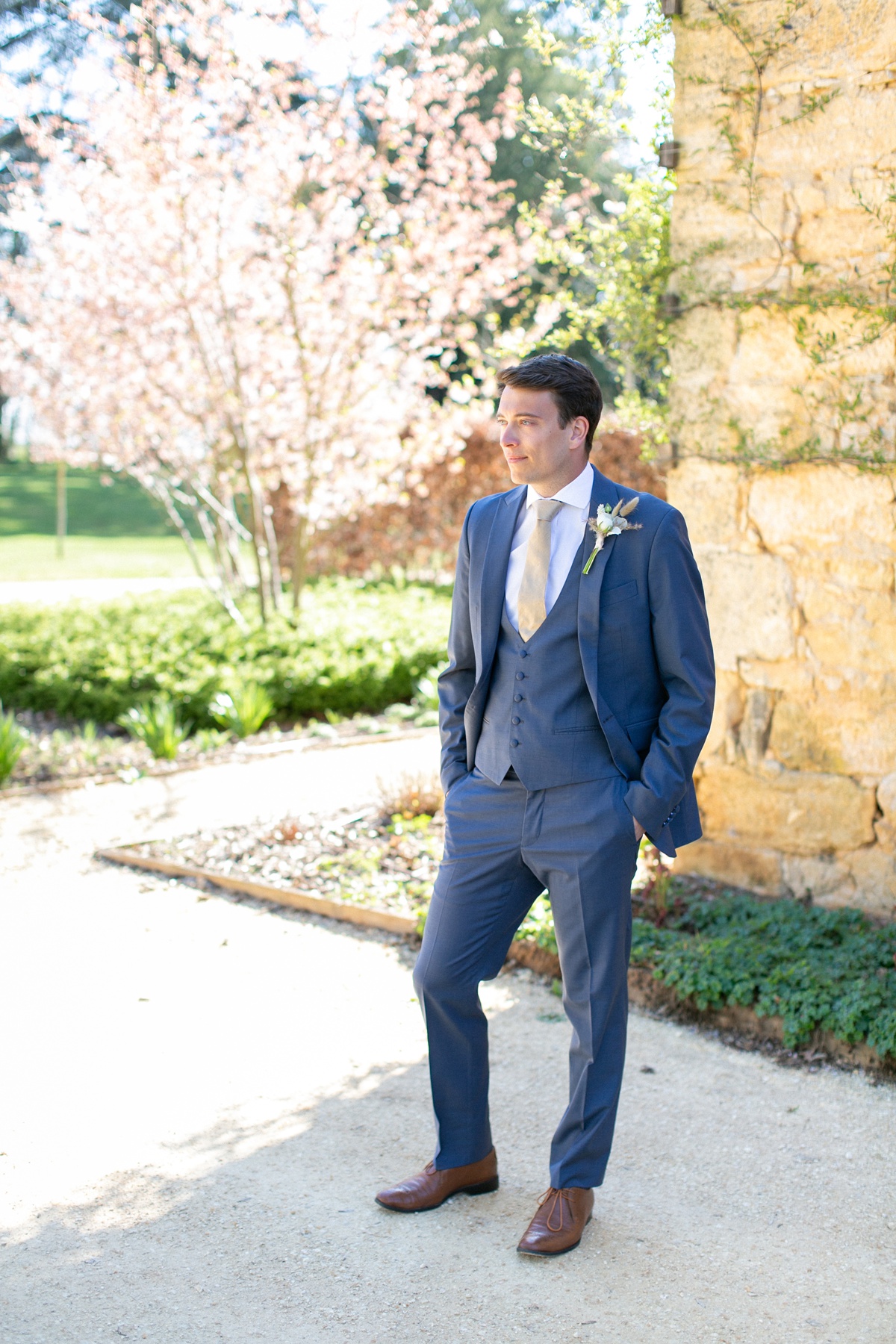chateau-de-redon-ethereal-spring-wedding