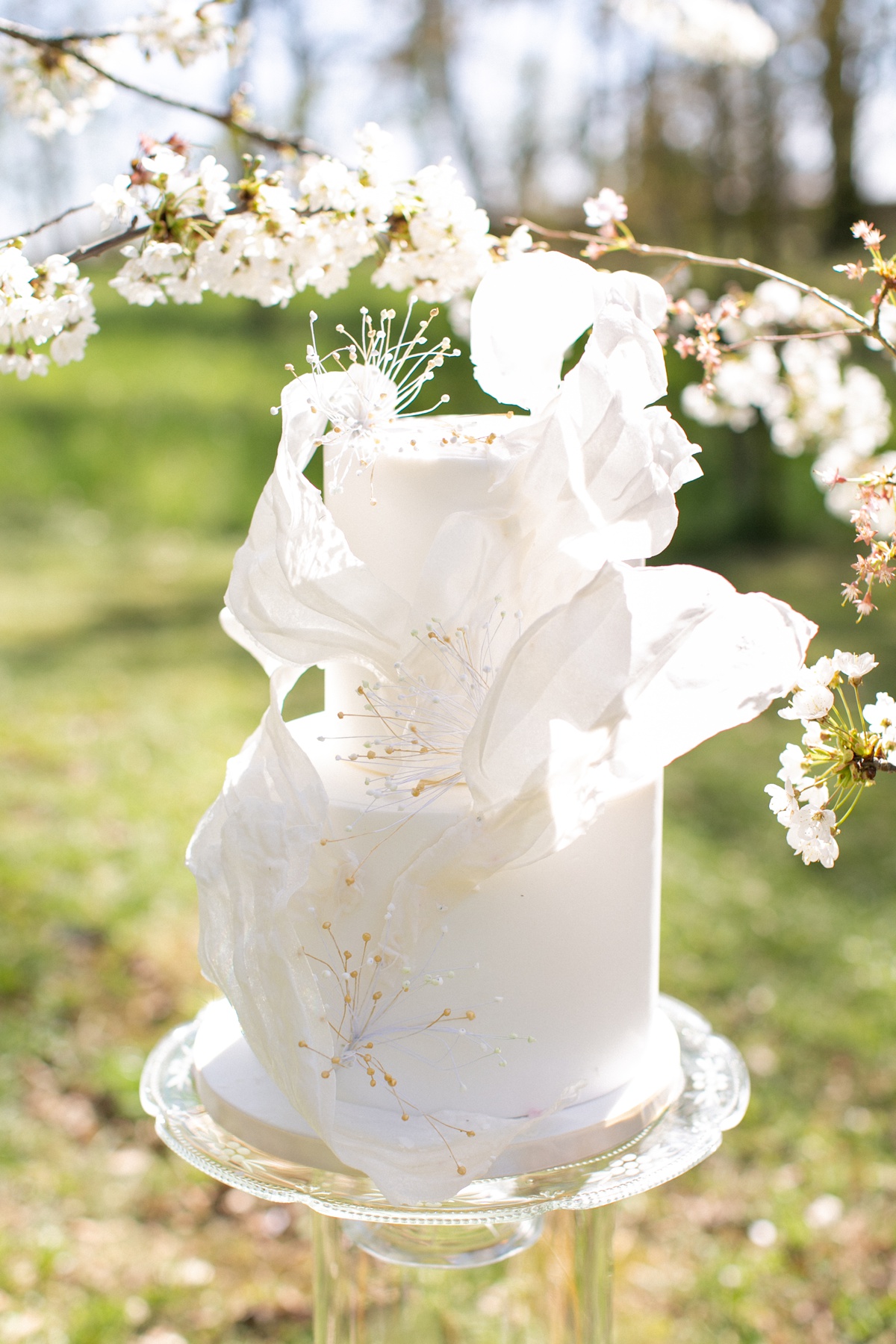chateau-de-redon-ethereal-spring-wedding
