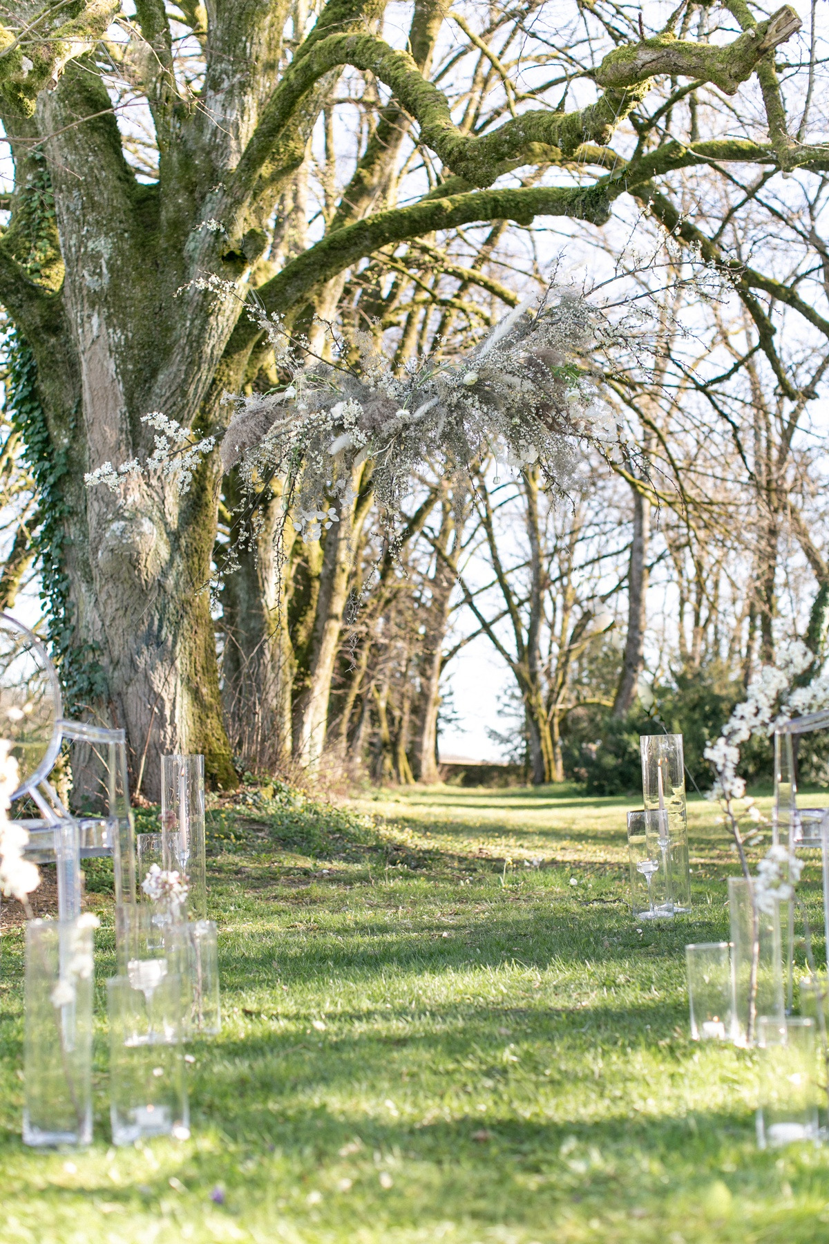 chateau-de-redon-ethereal-spring-wedding