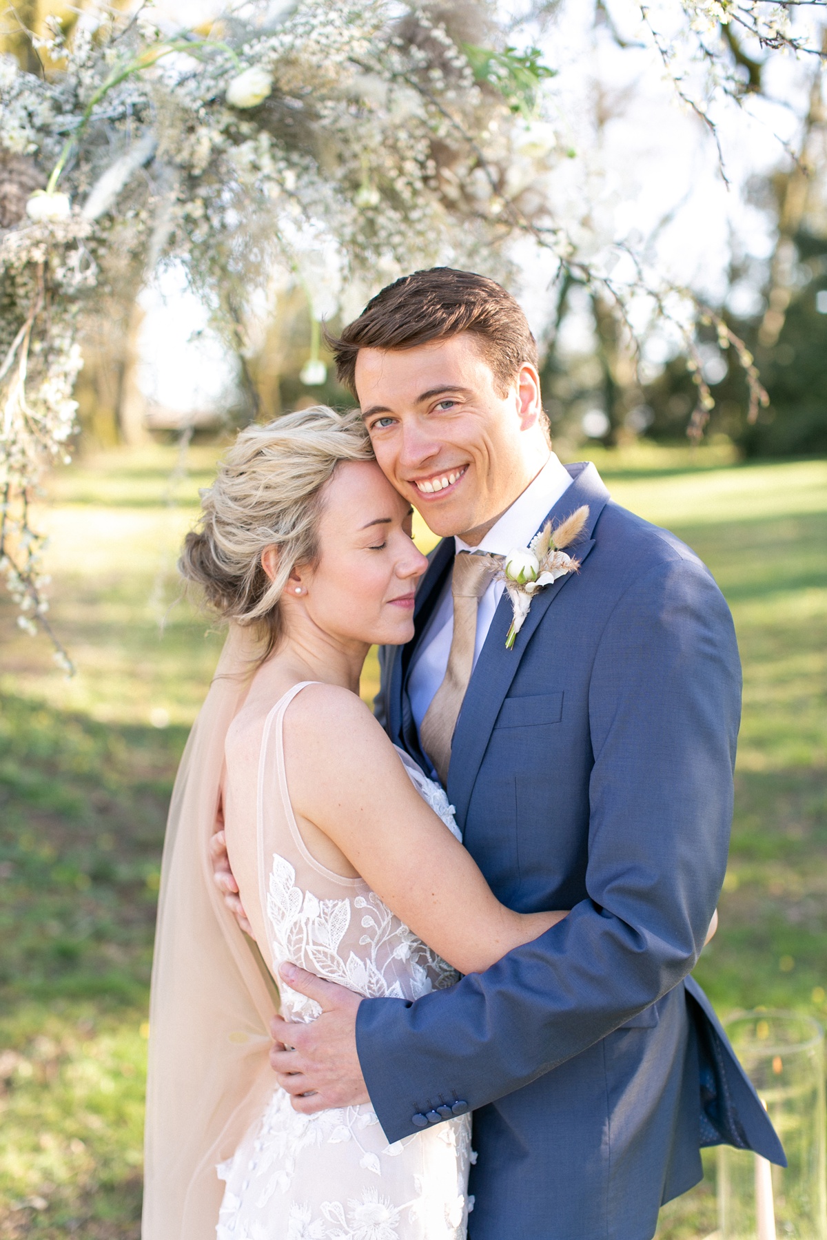 chateau-de-redon-ethereal-spring-wedding