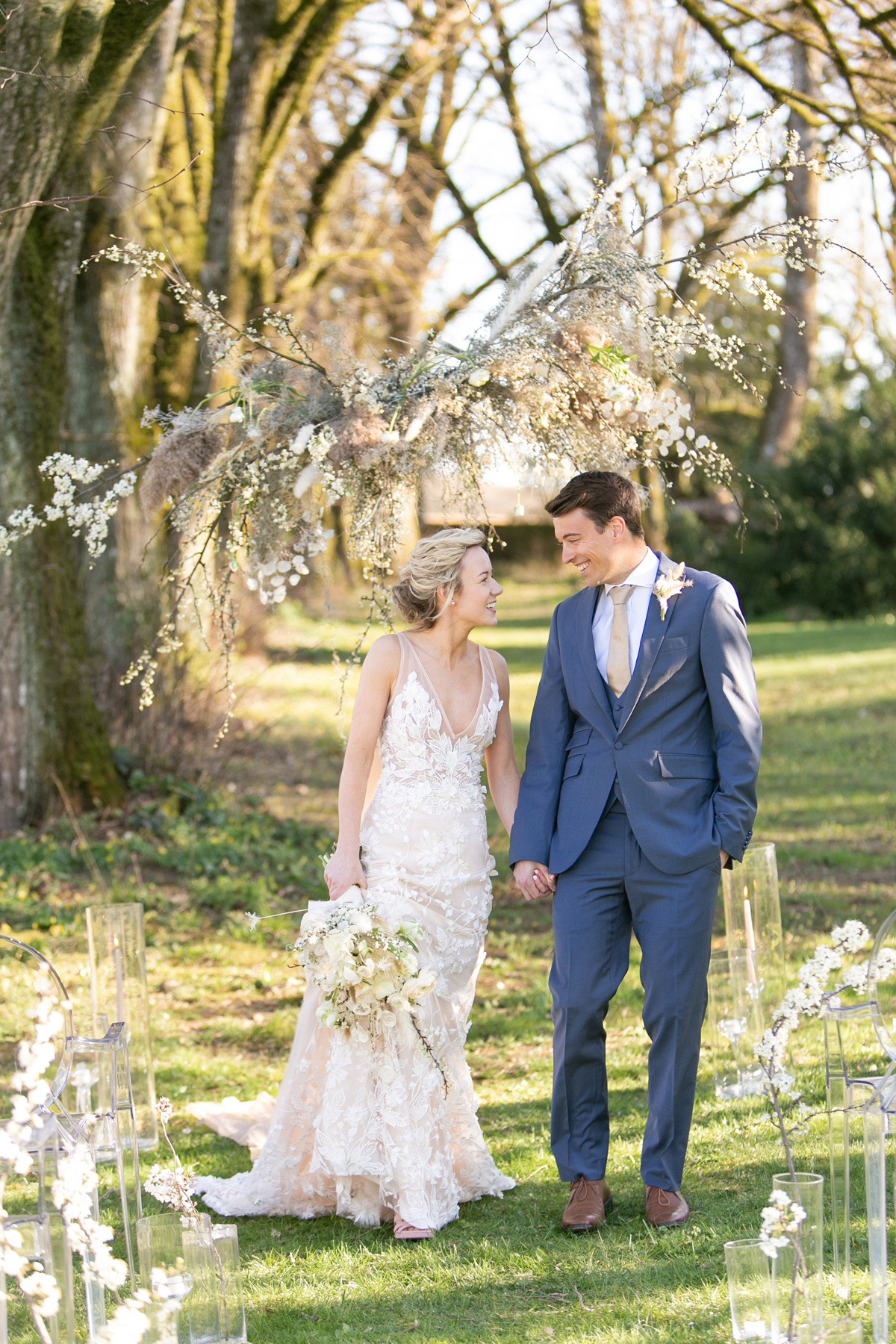 chateau-de-redon-ethereal-spring-wedding