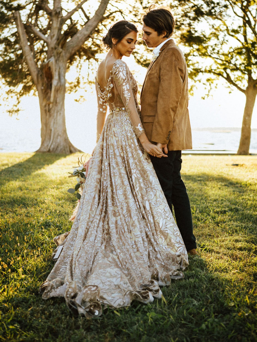 Dust, Love & Light: A Romantic Rustic Lodge Wedding Inspiration