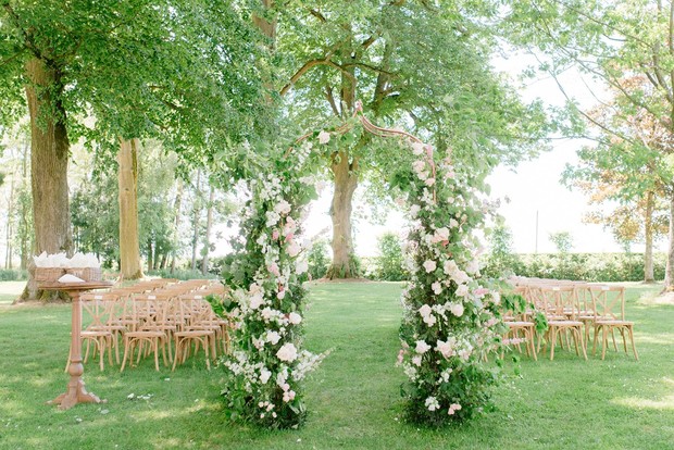 outdoor wedding arbor