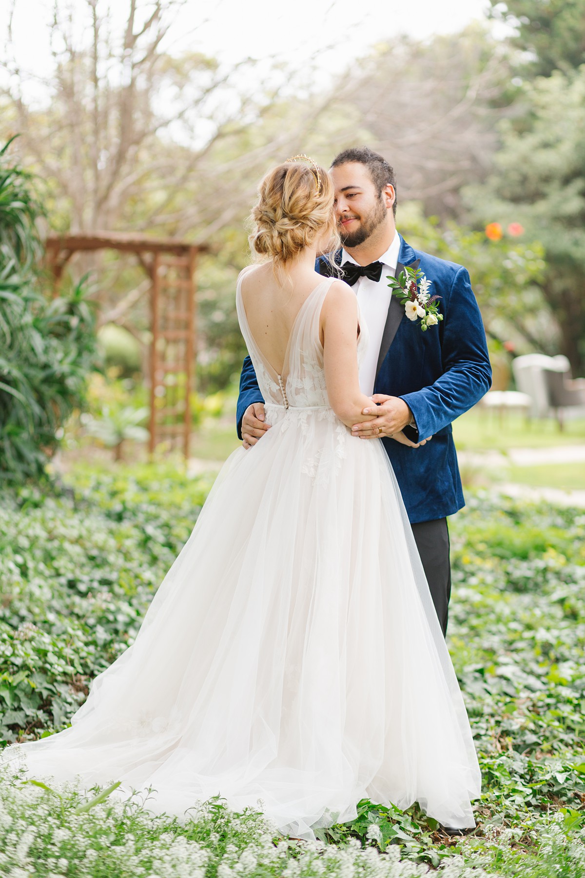 enchanted-forest-wedding-inspiration-pie