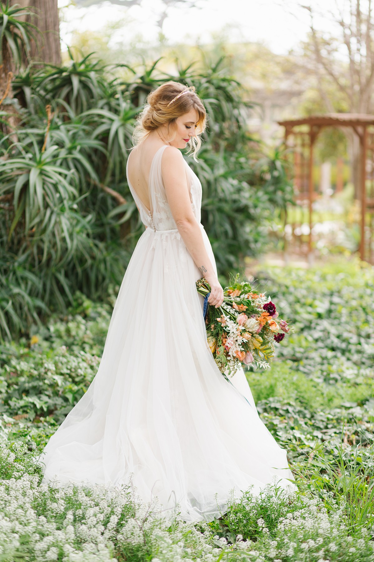 enchanted-forest-wedding-inspiration-pie