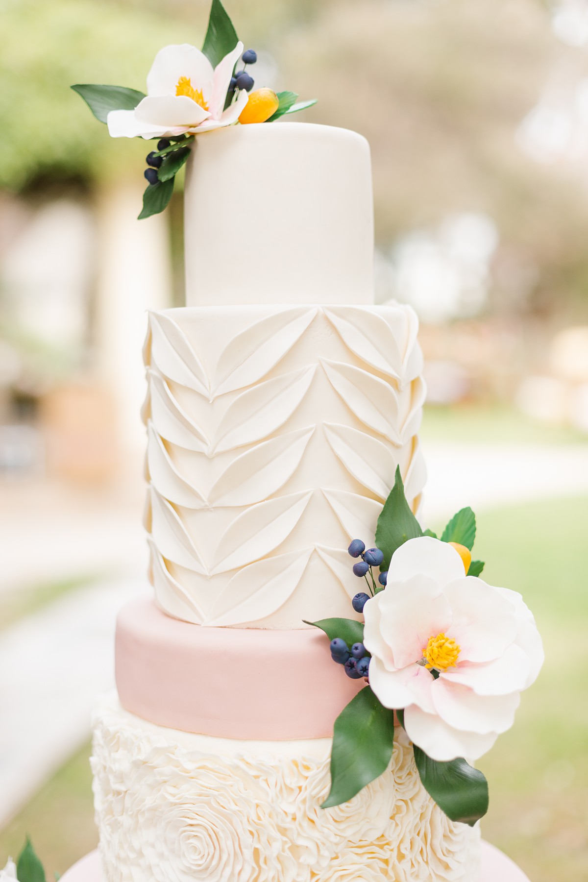enchanted-forest-wedding-inspiration-pie