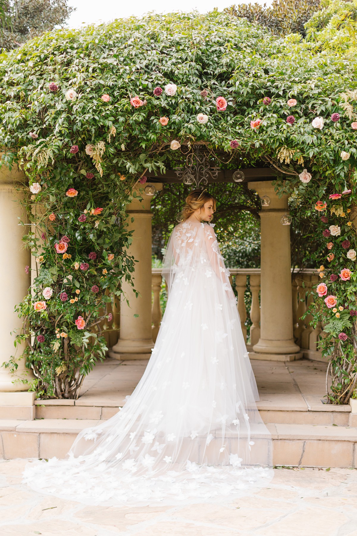 enchanted-forest-wedding-inspiration-pie