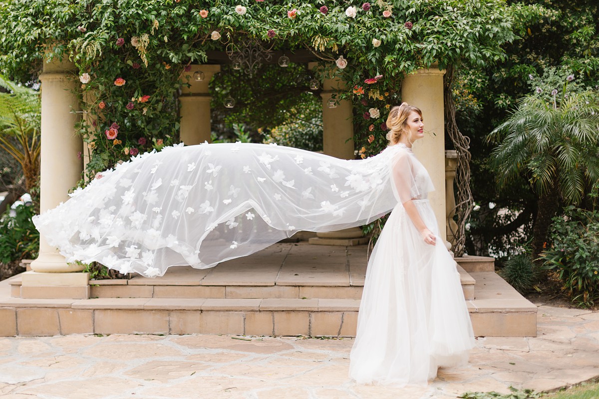 enchanted-forest-wedding-inspiration-pie