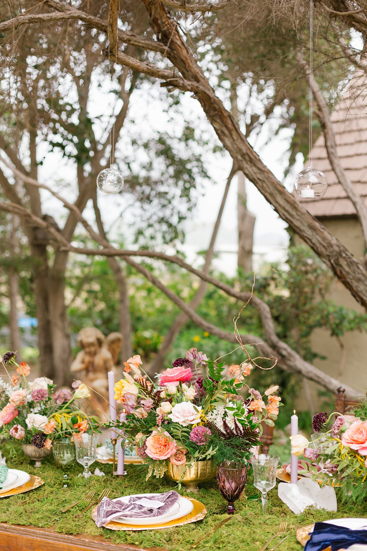 enchanted-forest-wedding-inspiration-pie