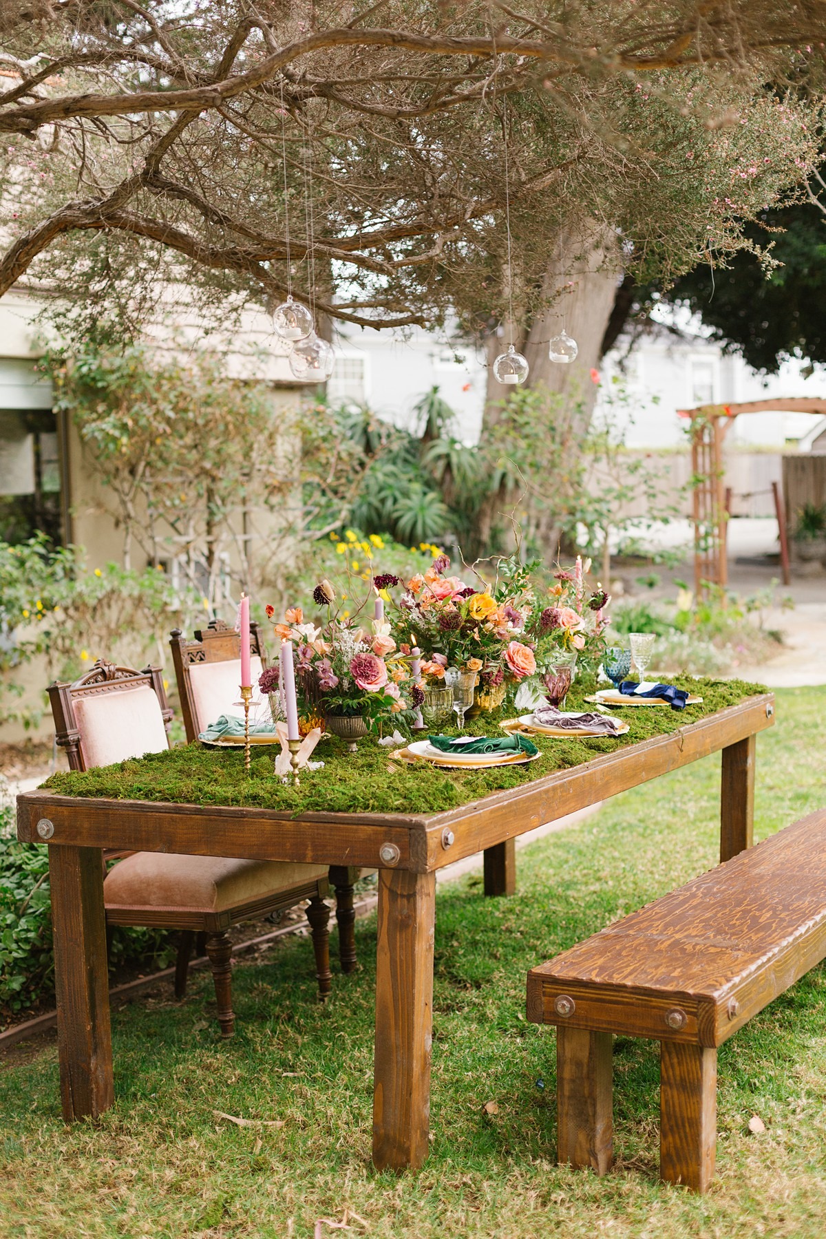enchanted-forest-wedding-inspiration-pie