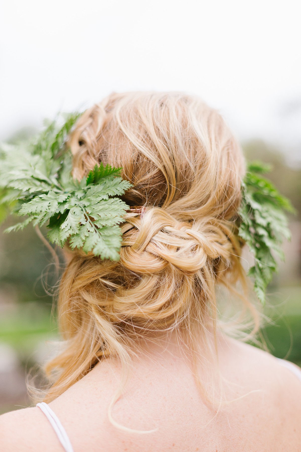 enchanted-forest-wedding-inspiration-pie