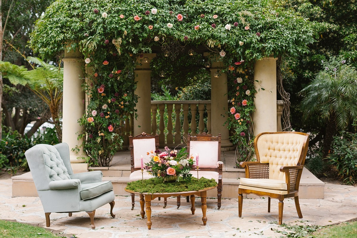 enchanted-forest-wedding-inspiration-pie