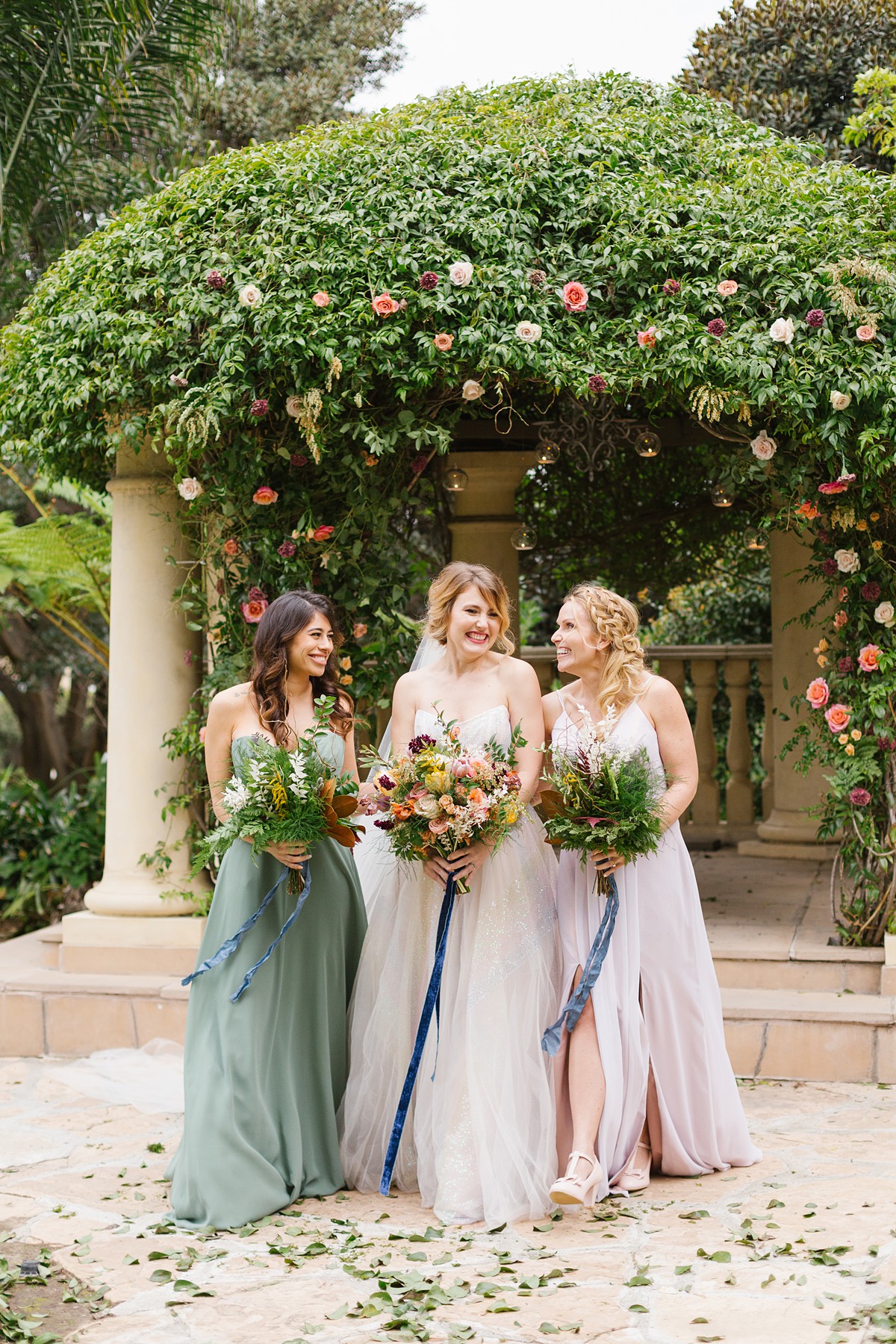 enchanted-forest-wedding-inspiration-pie