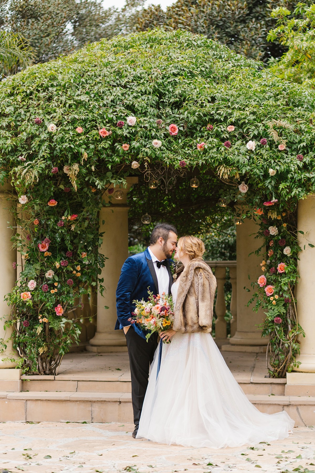 enchanted-forest-wedding-inspiration-pie