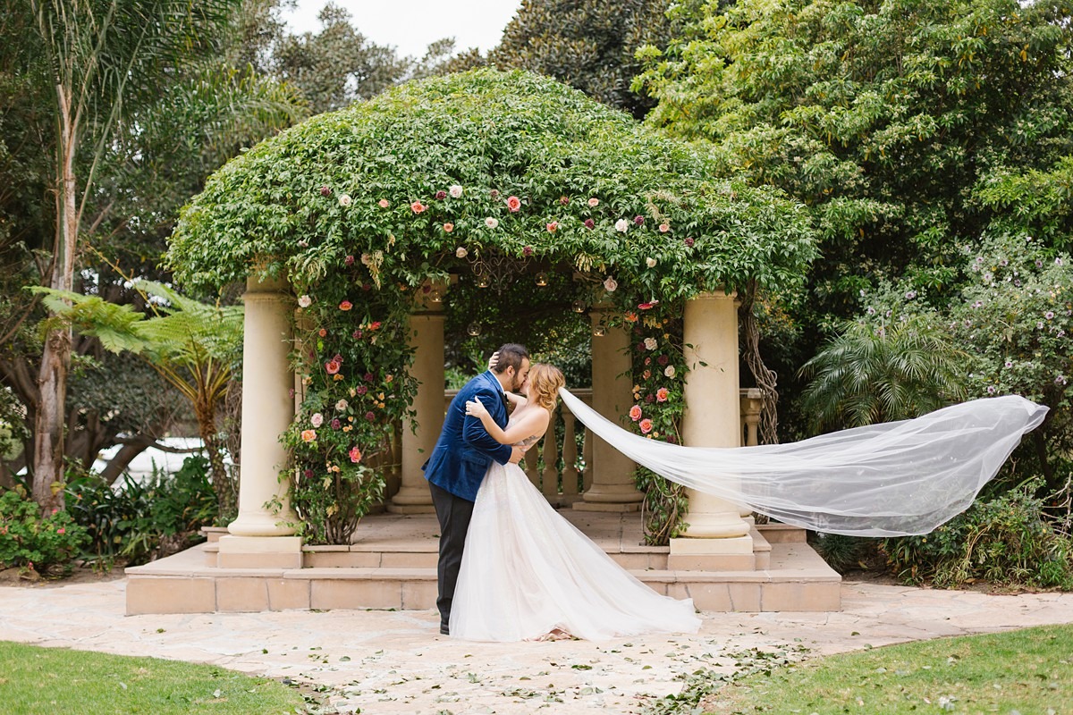 enchanted-forest-wedding-inspiration-pie