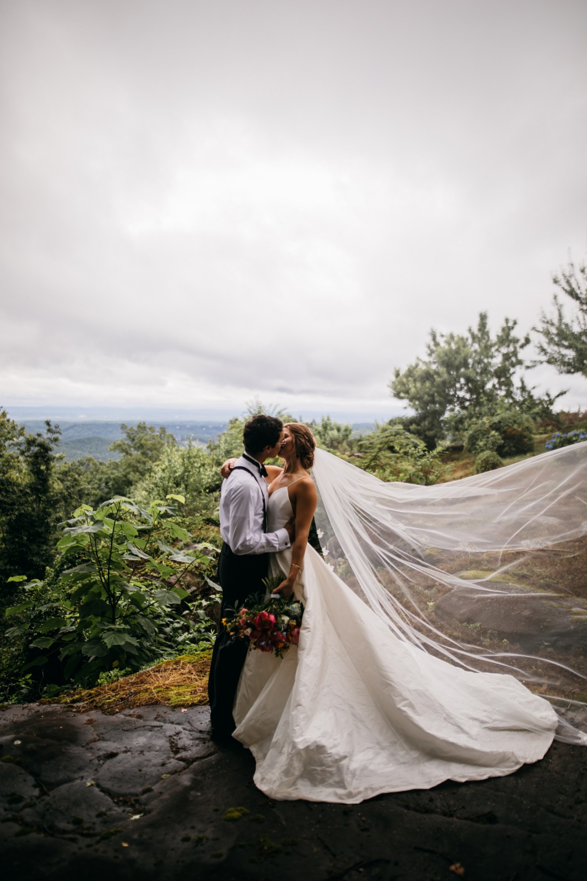 hannah-and-julien-wedding-finals-639