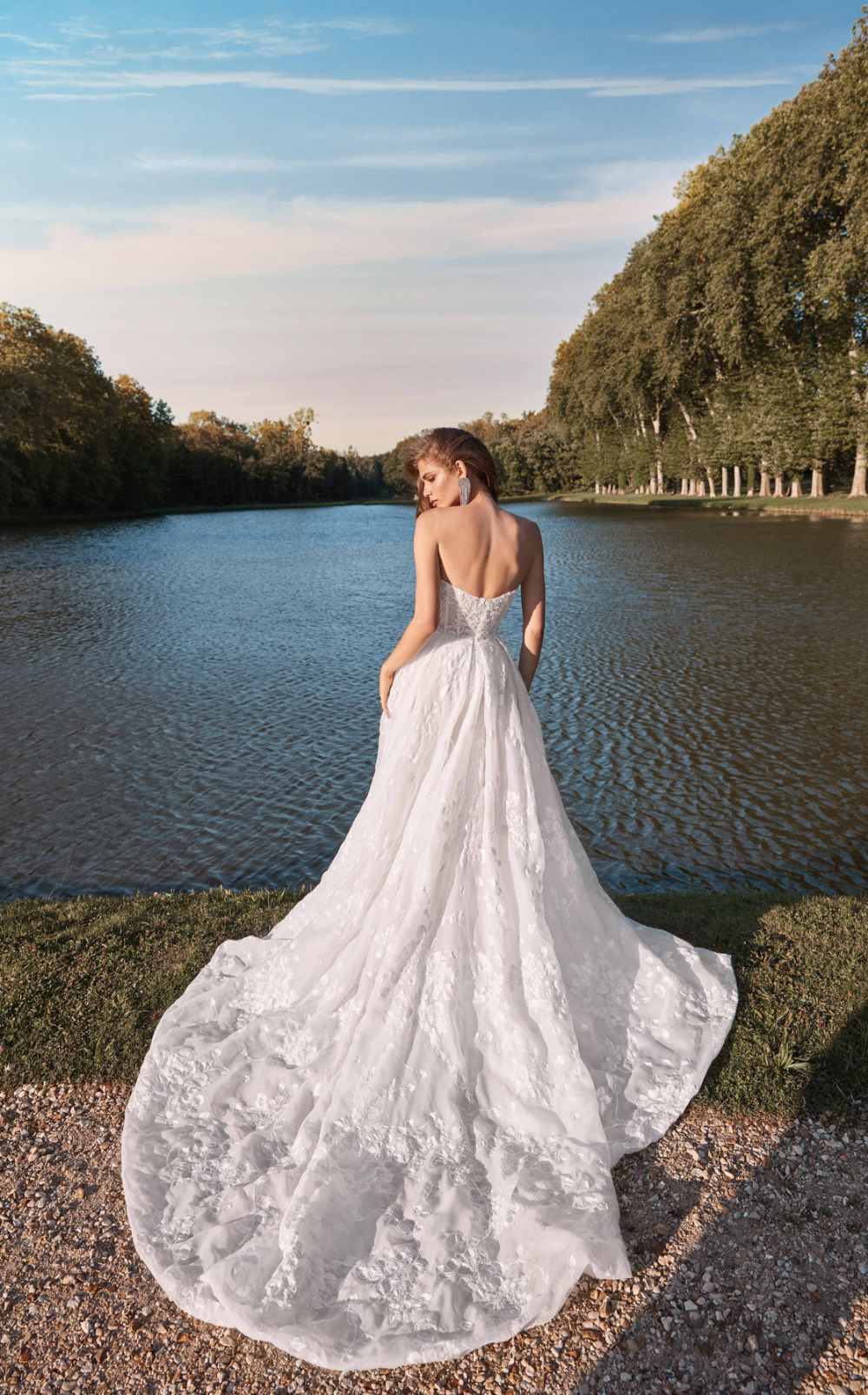 Meghan-back
