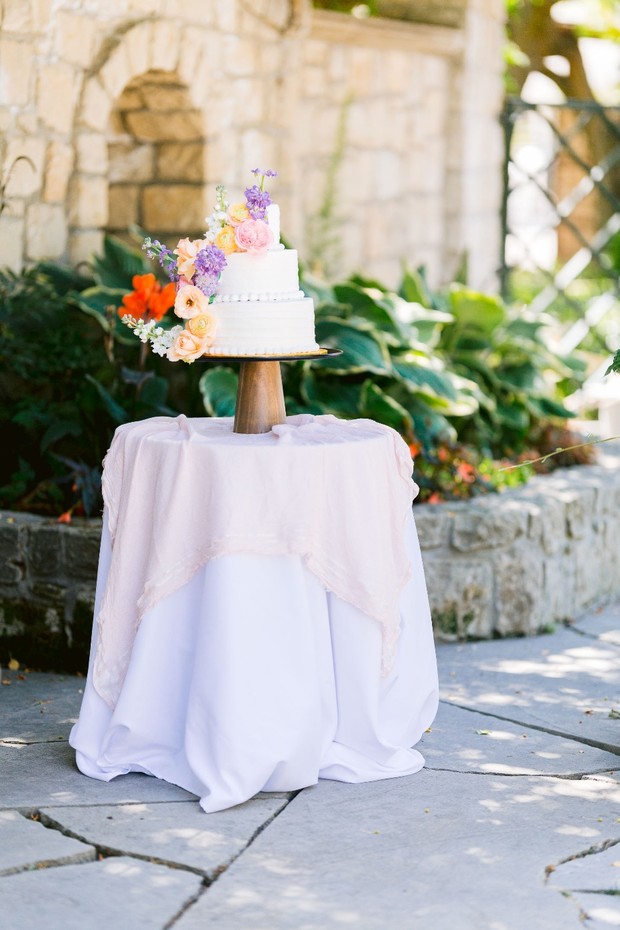 DIY Your Wedding Cake With Fresh Flowers and Not Blow Your Budget