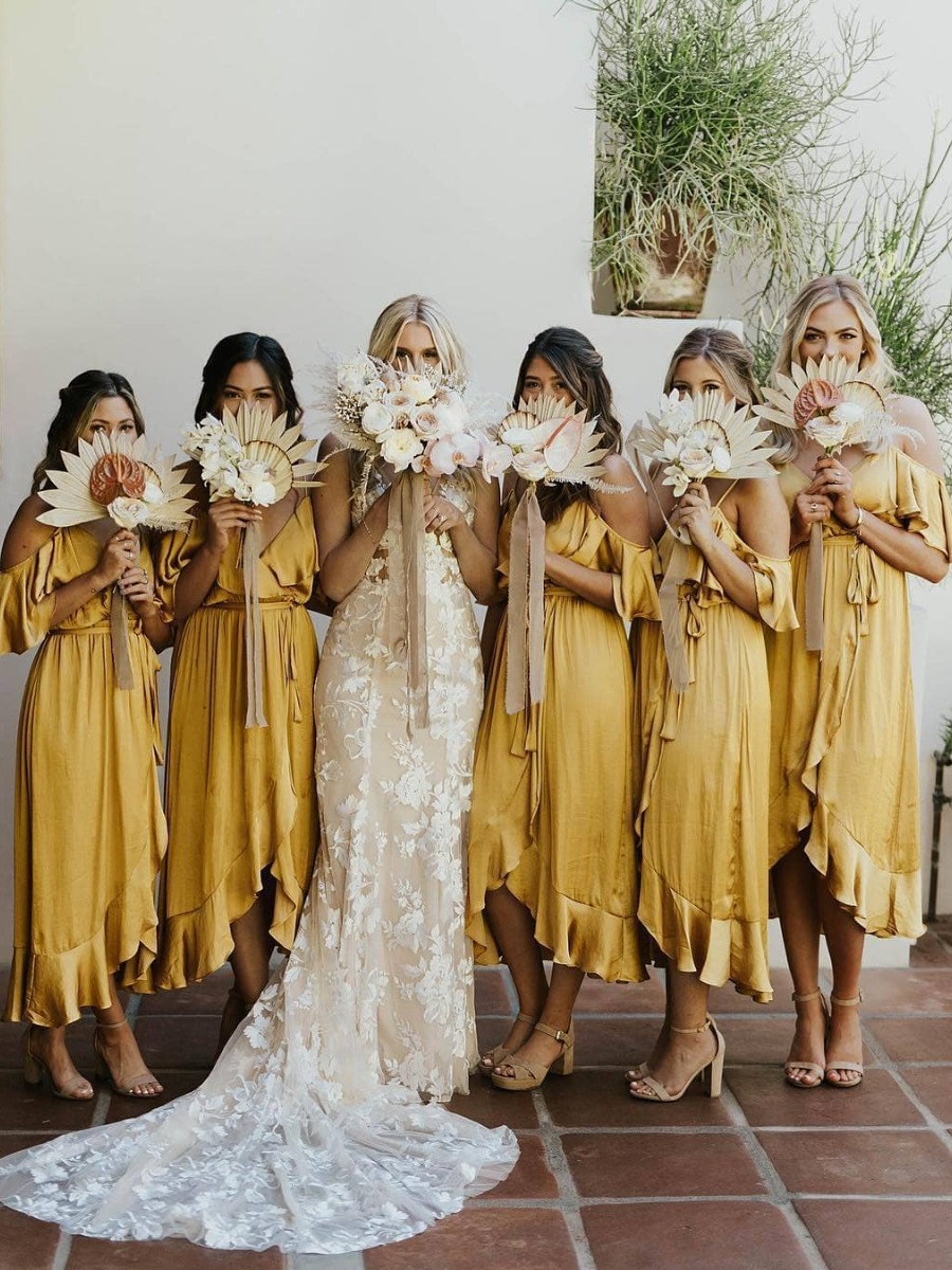 19 of the Most Baller Bride Squad Snaps from 2019