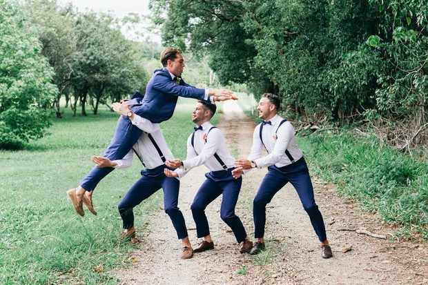 fun groom and groomsmen photo idea