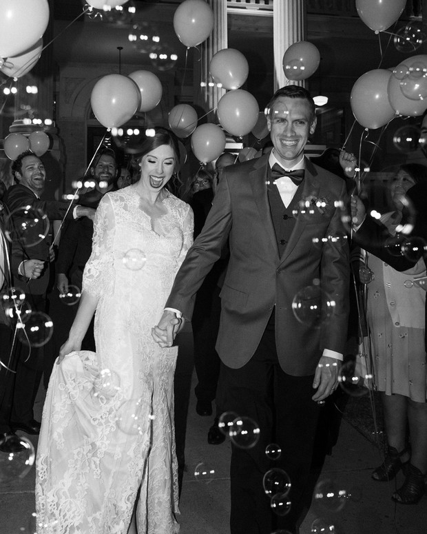 balloon and bubble wedding exit